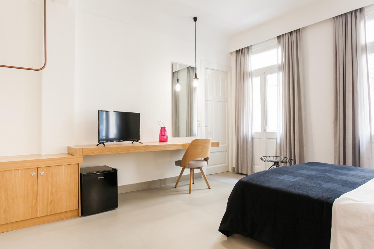 Monastiraki Suites