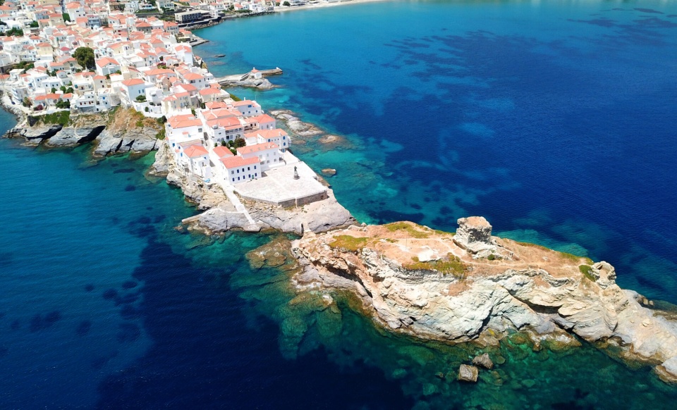 Andros Town